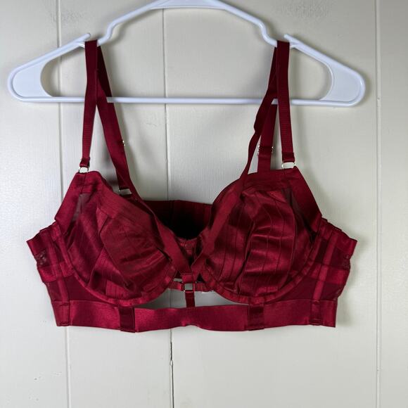 Straps And Rings Satin Underwire Bra With Mesh Cup - Picture 1 of 5